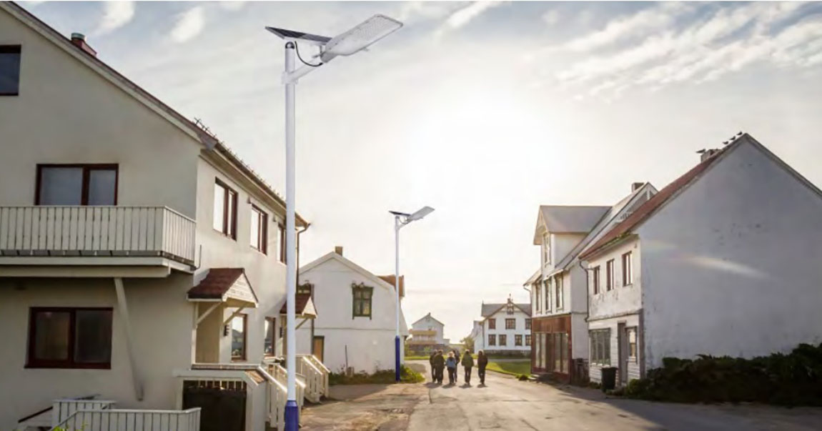 Solar street light