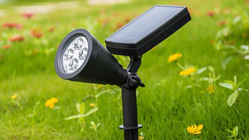 solar powered lawn lights.jpg